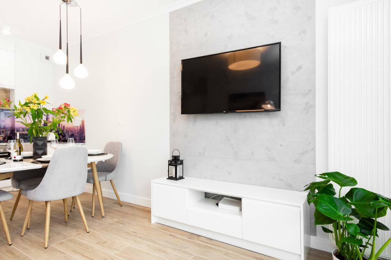 Apartments Warsaw Dzielna By Noclegi Renters Kültér fotó