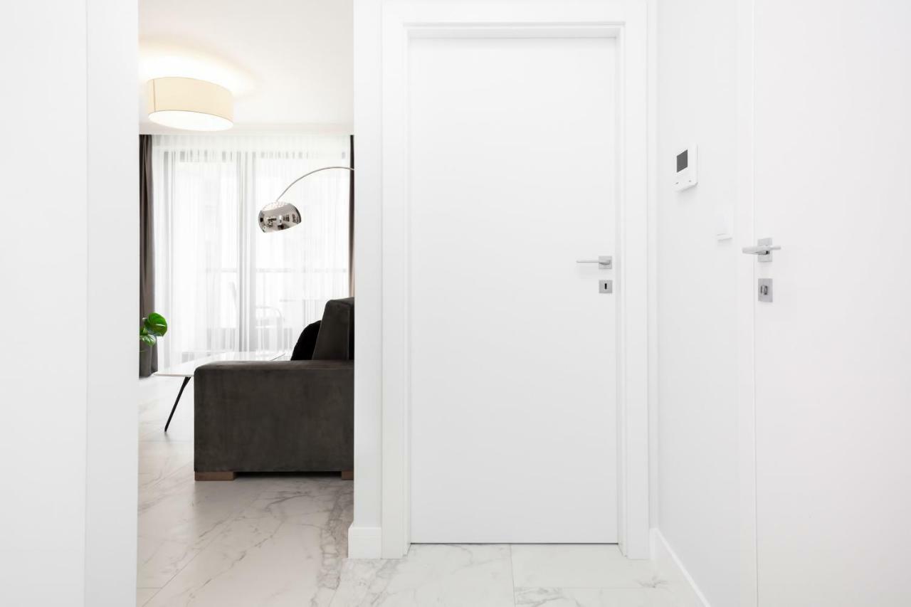 Apartments Warsaw Dzielna By Noclegi Renters Kültér fotó