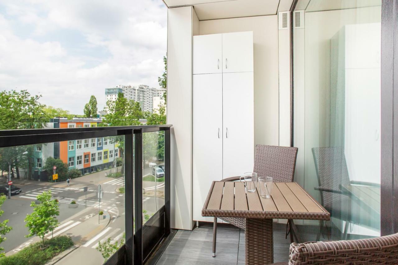 Apartments Warsaw Dzielna By Noclegi Renters Kültér fotó