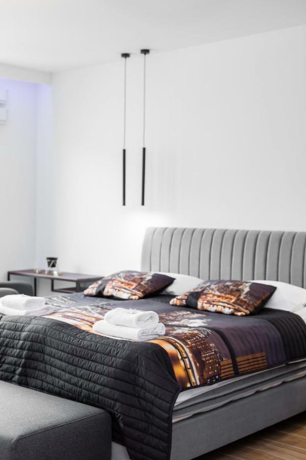 Apartments Warsaw Dzielna By Noclegi Renters Kültér fotó